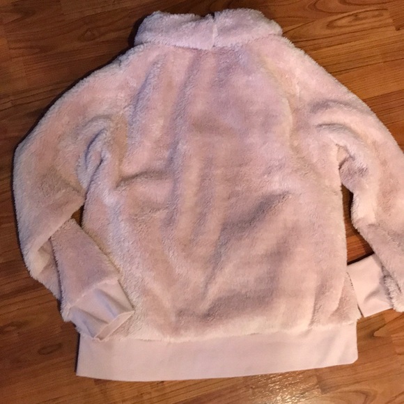 New Fuzzy Sweater - Picture 5 of 6